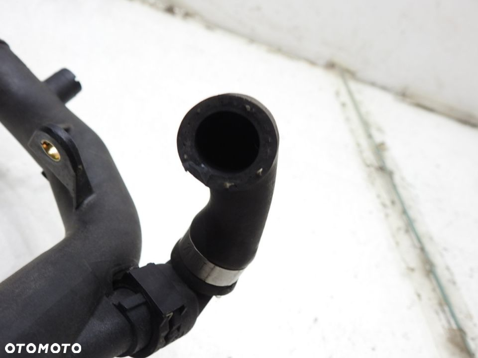 WĄŻ RURA RURKA PRZEWÓD WODY BMW 3 E90 2.0 D - 6