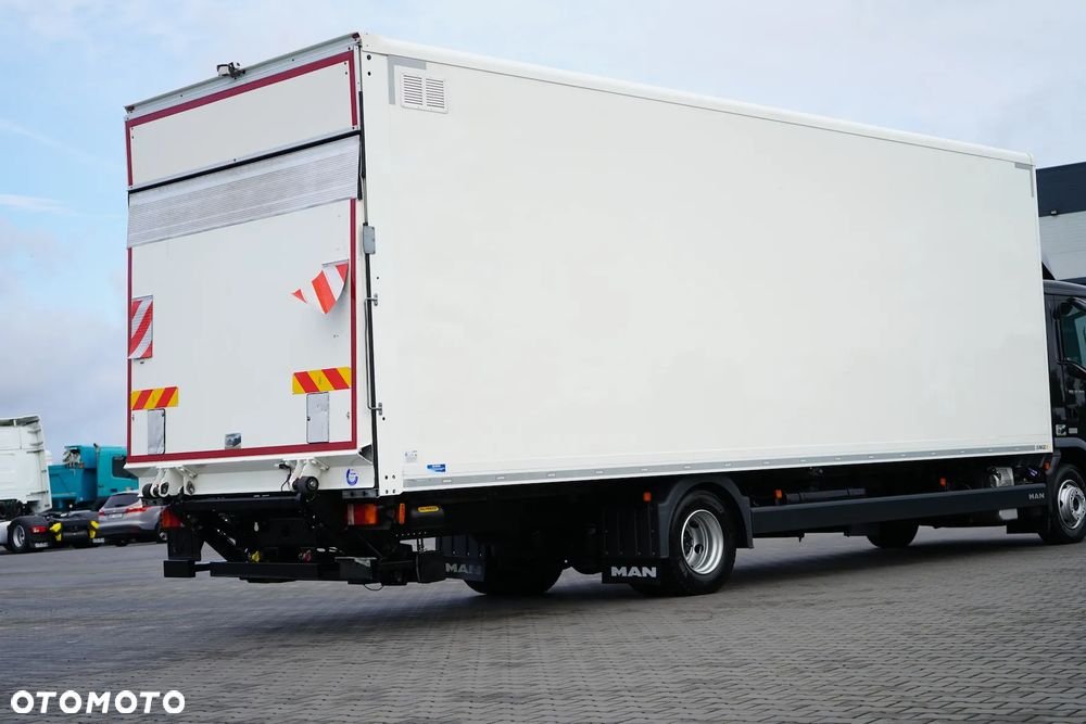 MAN TGL / 12.250 / ACC / EURO 6 / KONTENER + WINDA / 20 PALET - 30