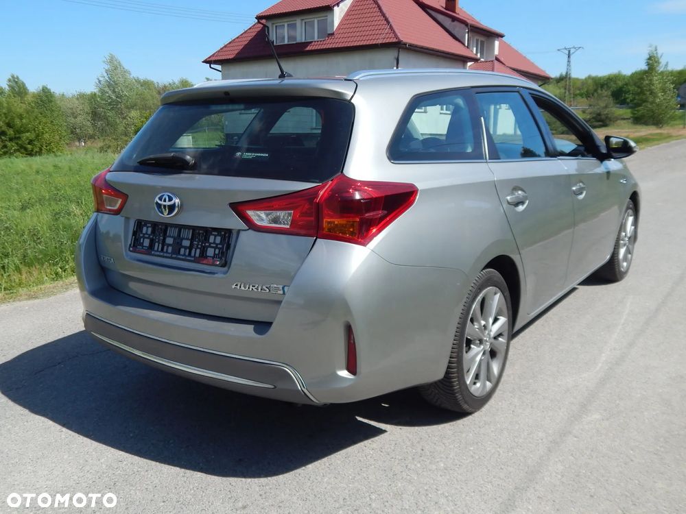 Toyota Auris - 10
