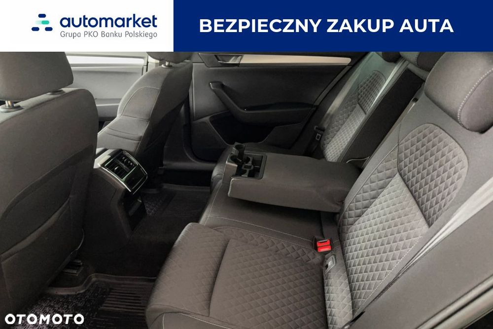 Skoda Superb 2.0 TDI SCR Ambition DSG - 8