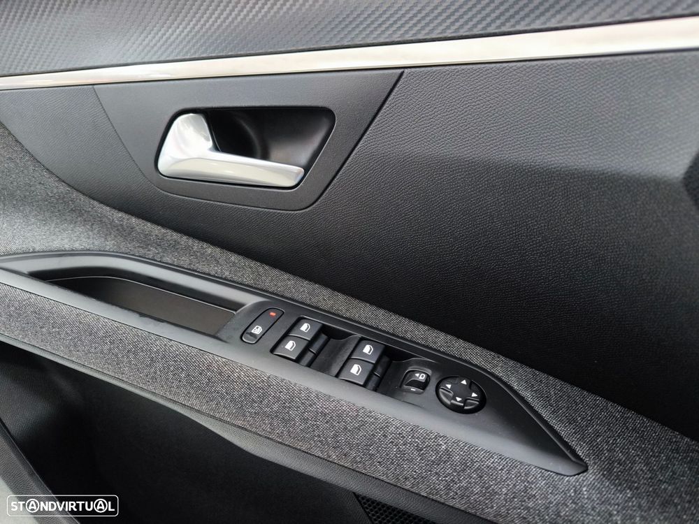 Peugeot 3008 1.5 BlueHDi Active Pack - 21