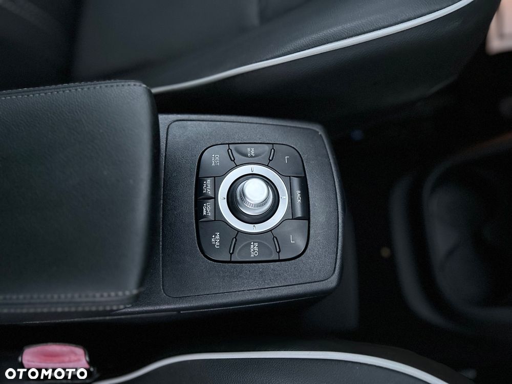 Renault Scenic Energy dCi 110 S&S Xmod Paris - 19