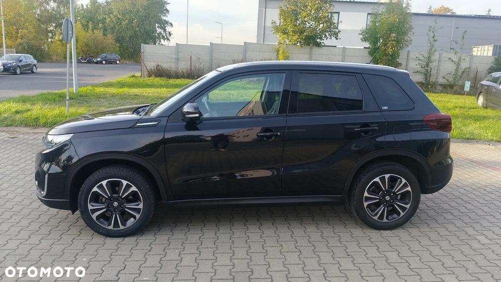 Suzuki Vitara 1.5 Dualjet Hybrid AGS Comfort+ "SHINKAI" - 4