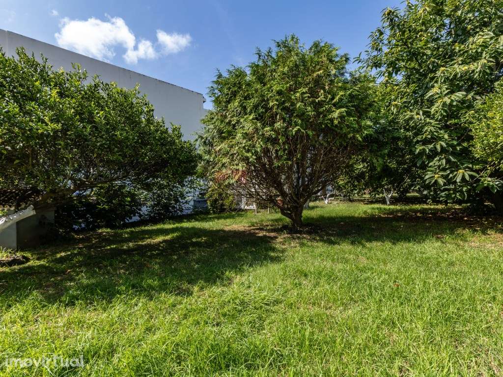 Moradia Exclusiva no Centro da Lagoa, São Miguel - Oportunidade Úni... - Grande imagem: 4/60