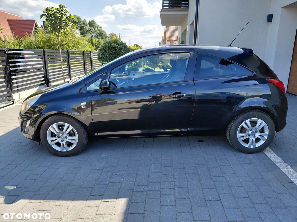 Opel Corsa 1.4 120 Jahre - 2