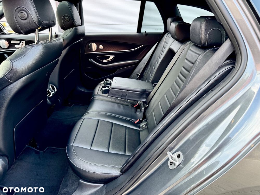 Mercedes-Benz Klasa E 300 de 9G-TRONIC Avantgarde - 9
