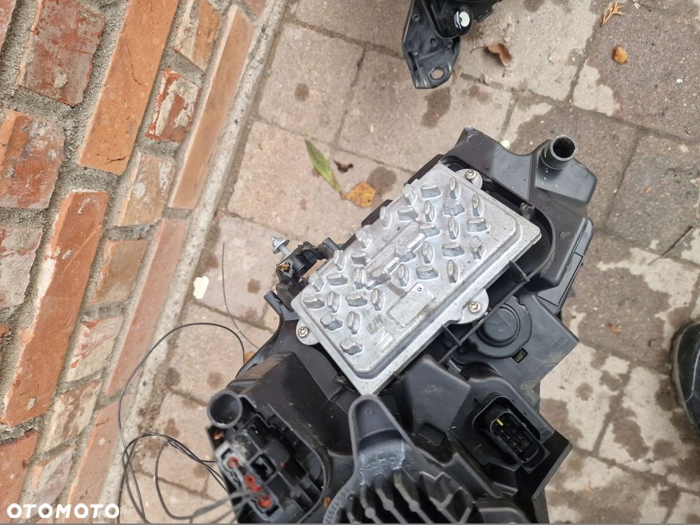 lampa przednia komplet peugeot 2008 ii full led europa - 5