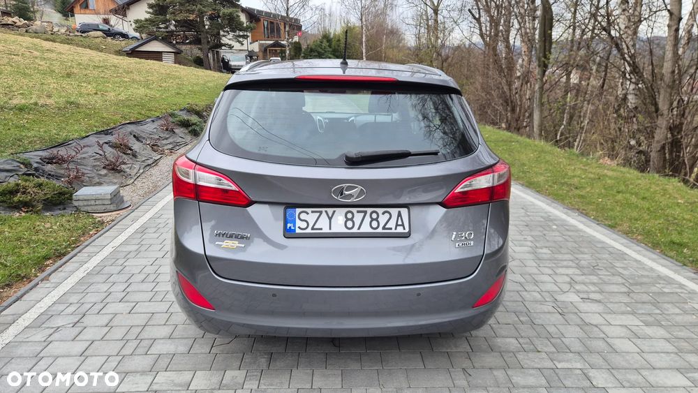 Hyundai i30 i30cw 1.4 CRDi Trend - 11