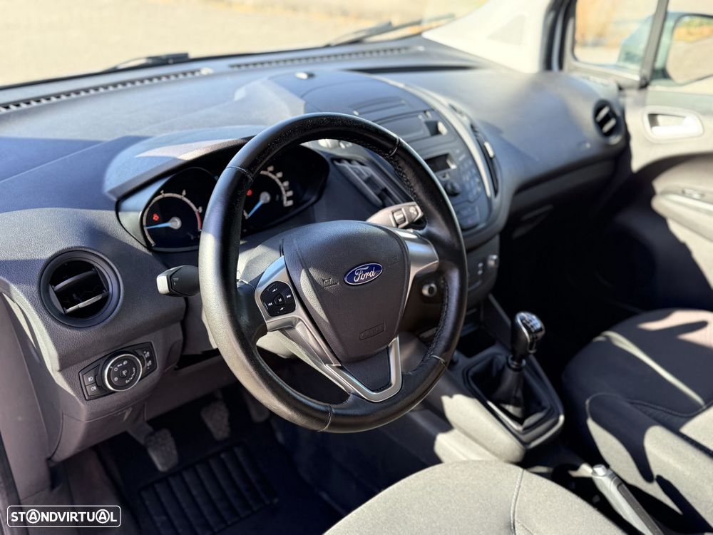 Ford Transit Courier - 6