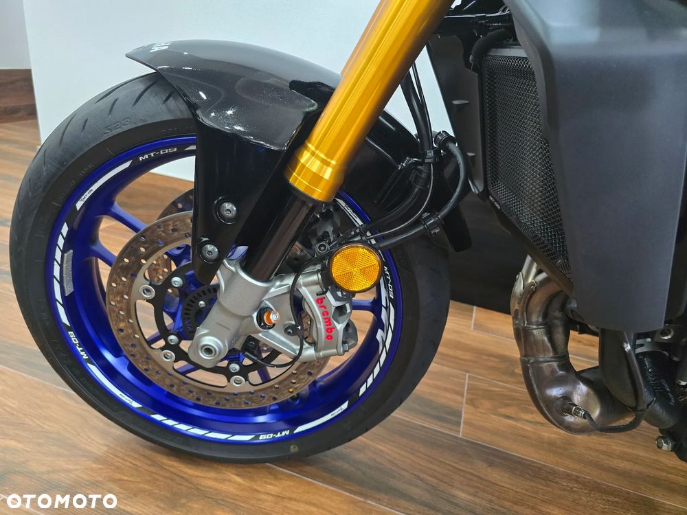 Yamaha MT - 17