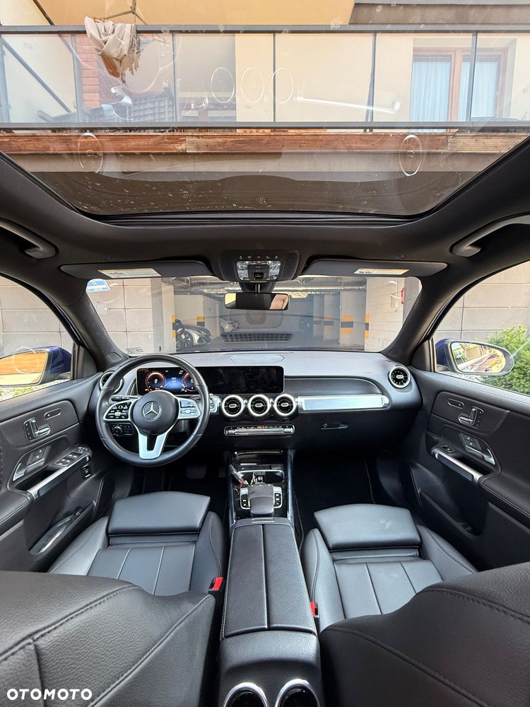 Mercedes-Benz GLB 250 4Matic 8G-DCT - 6