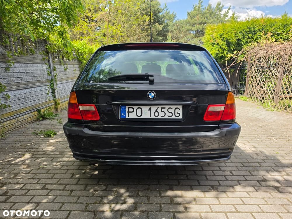 BMW Seria 3 320d - 10