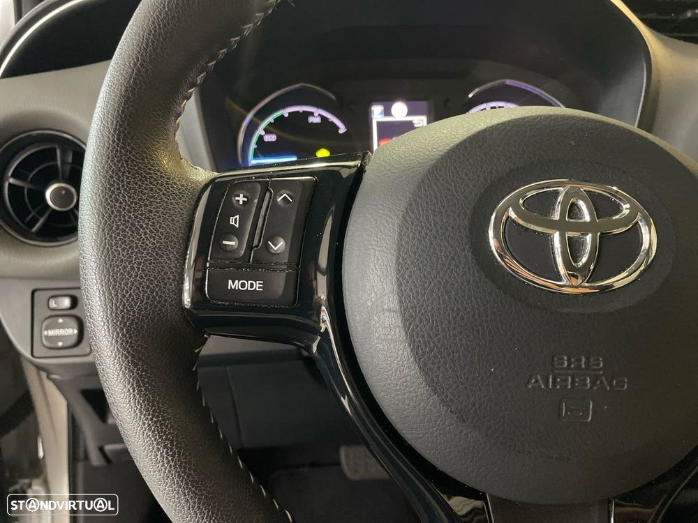 Toyota Yaris - 22