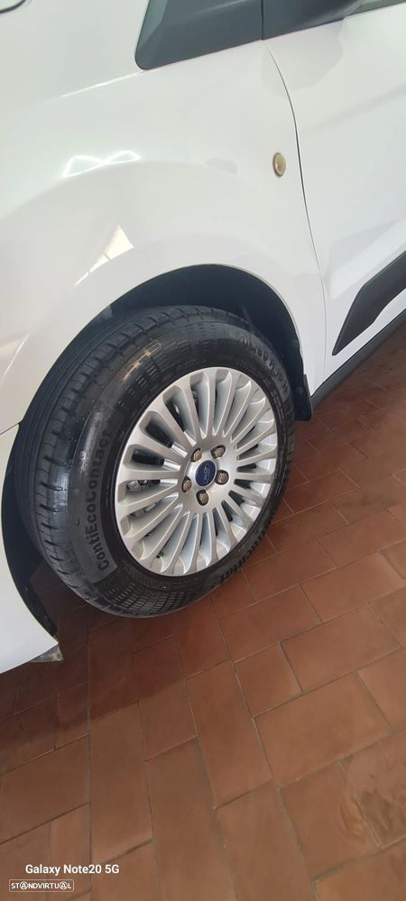 Ford Transit Connect - 4