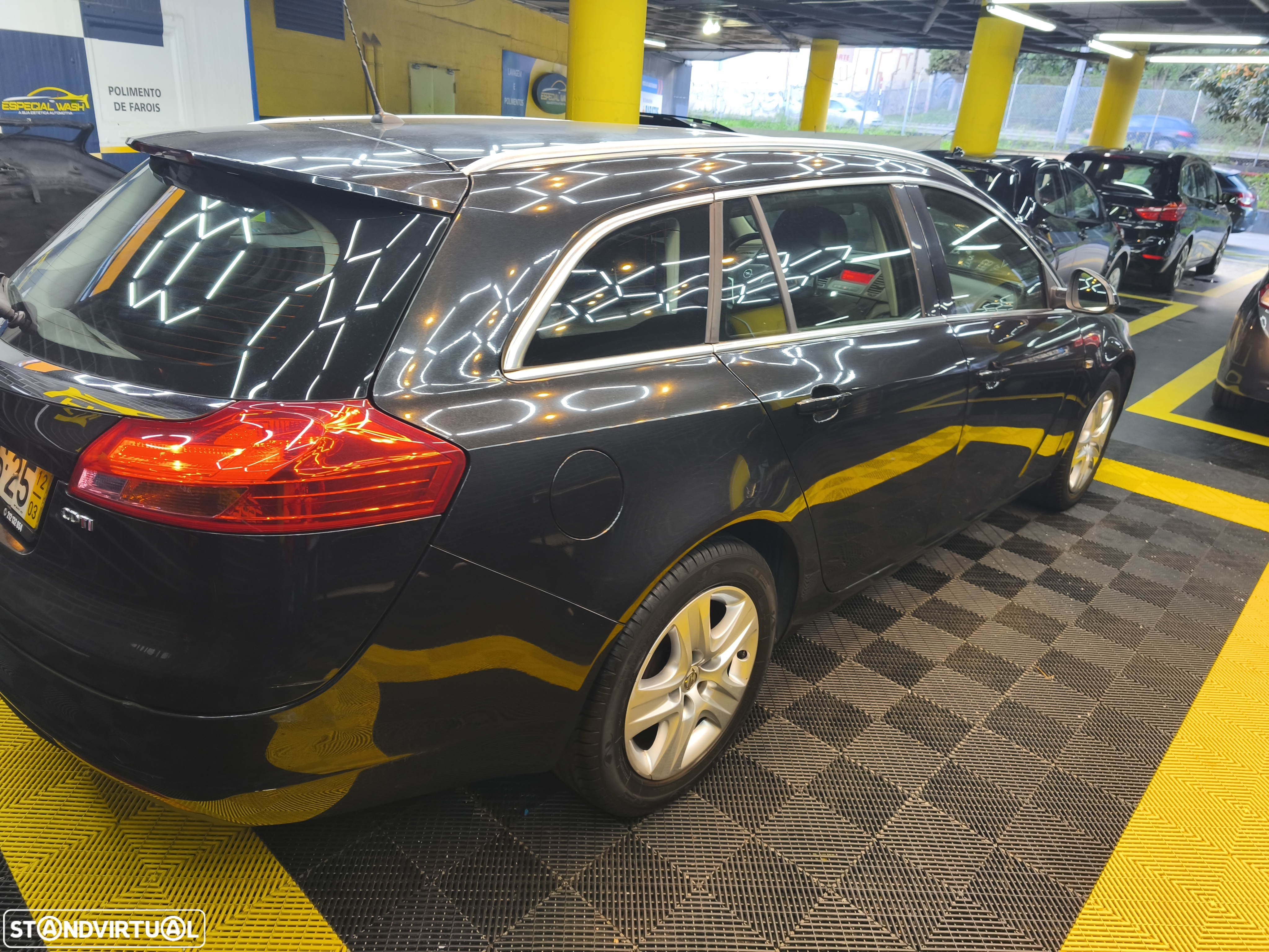 Opel Insignia Sports Tourer 2.0 CDTi Cosmo ecoFLEX - 16