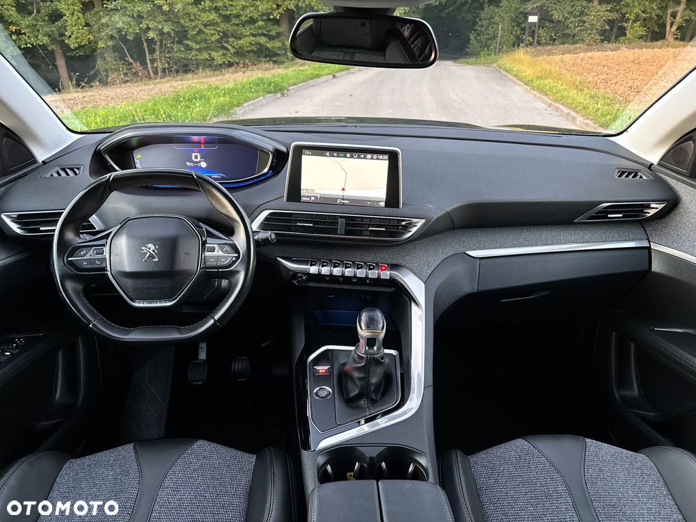 Peugeot 3008 PureTech 130 Stop & Start GPF Allure Pack - 18