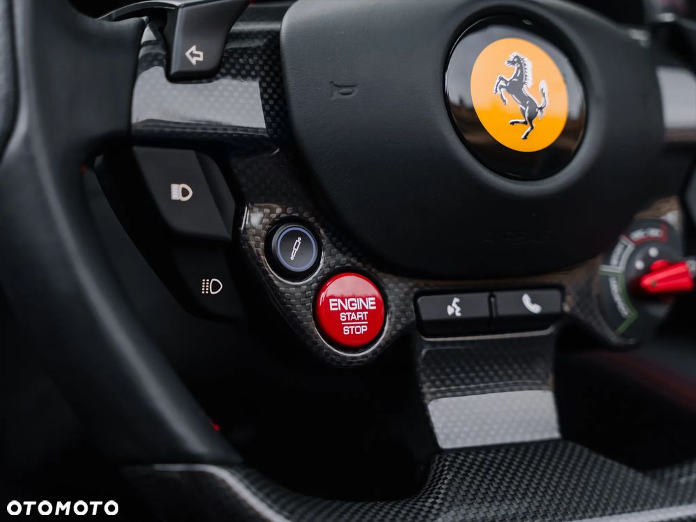 Ferrari Portofino - 6