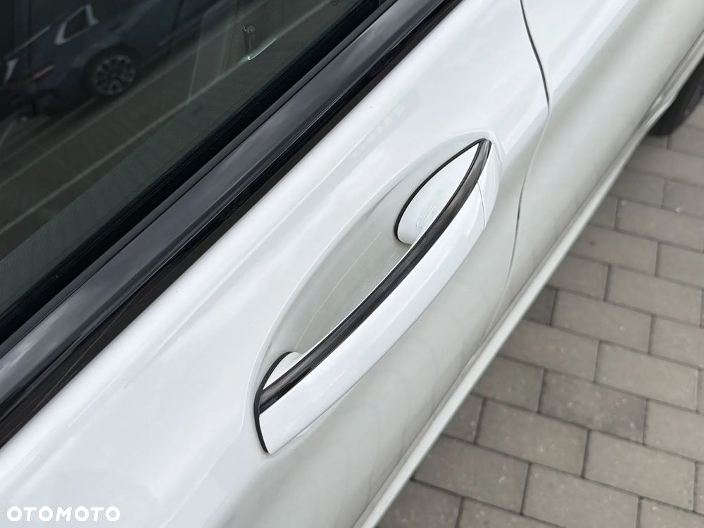 BMW Seria 7 740d xDrive mHEV sport - 38