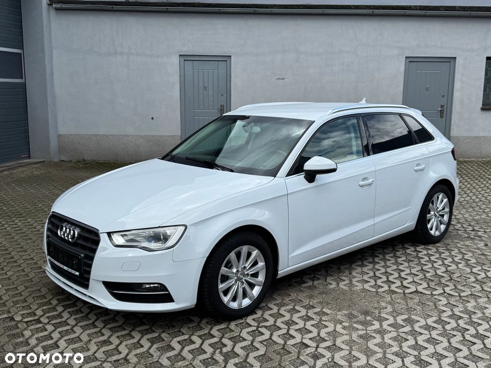 Audi A3 Sportback 1.8 TFSI S tronic Attraction - 2