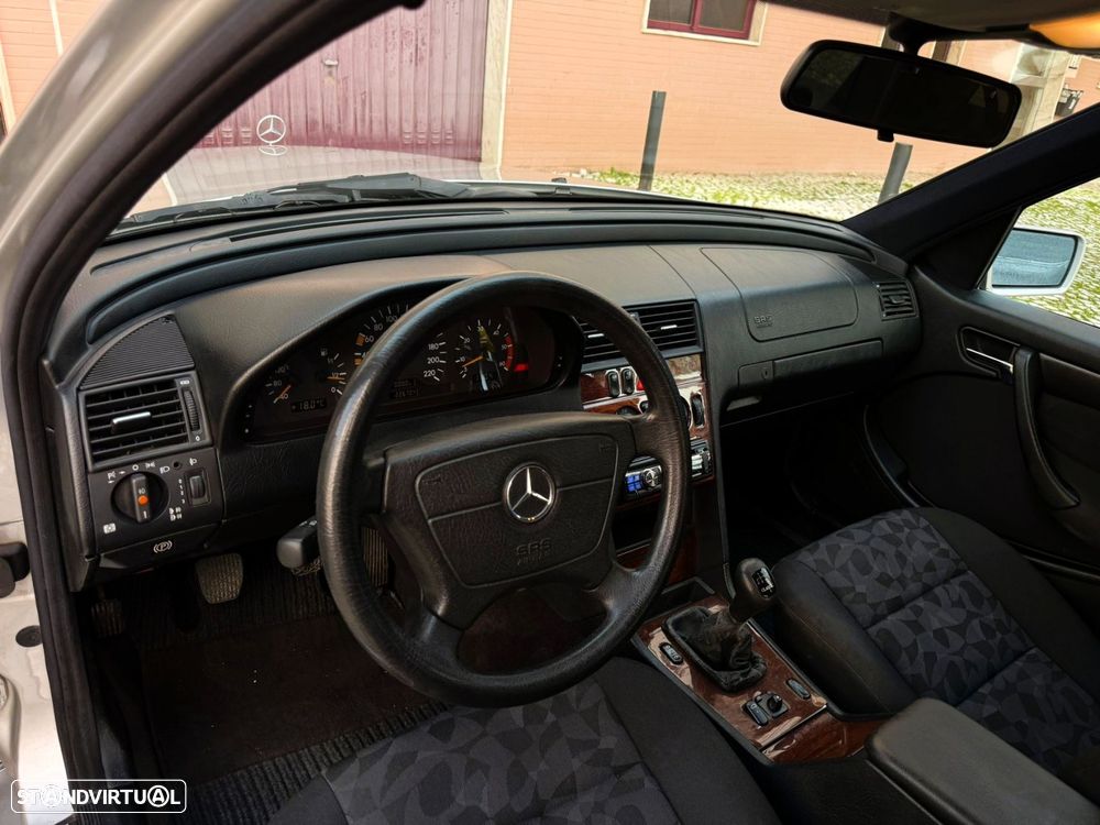 Mercedes-Benz C 220 CDI Classic - 8