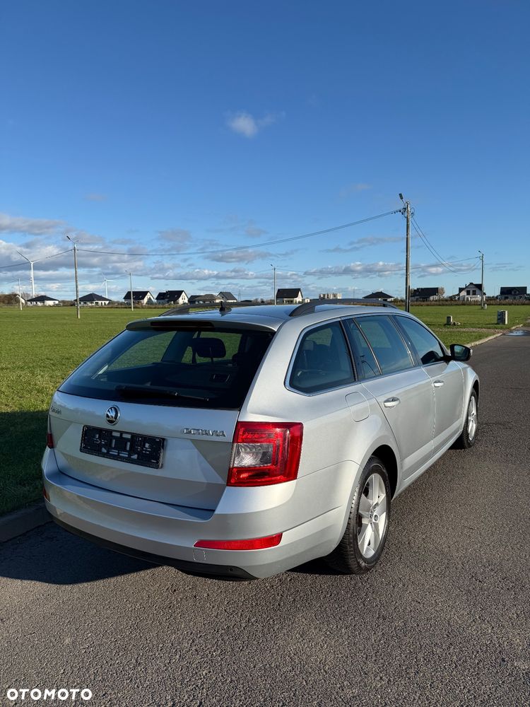 Skoda Octavia 1.6 TDI Edition - 11