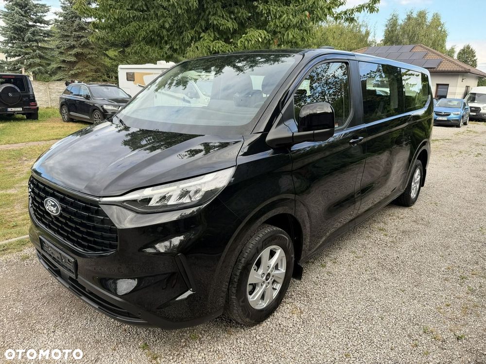 Ford Tourneo Custom - 15