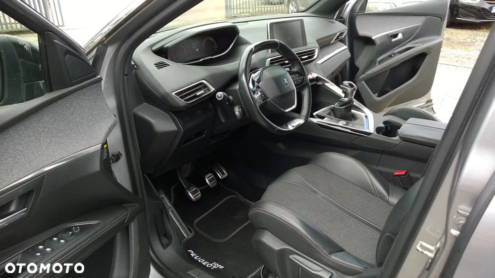 Peugeot 5008 HDI FAP 115 Business-Line - 10