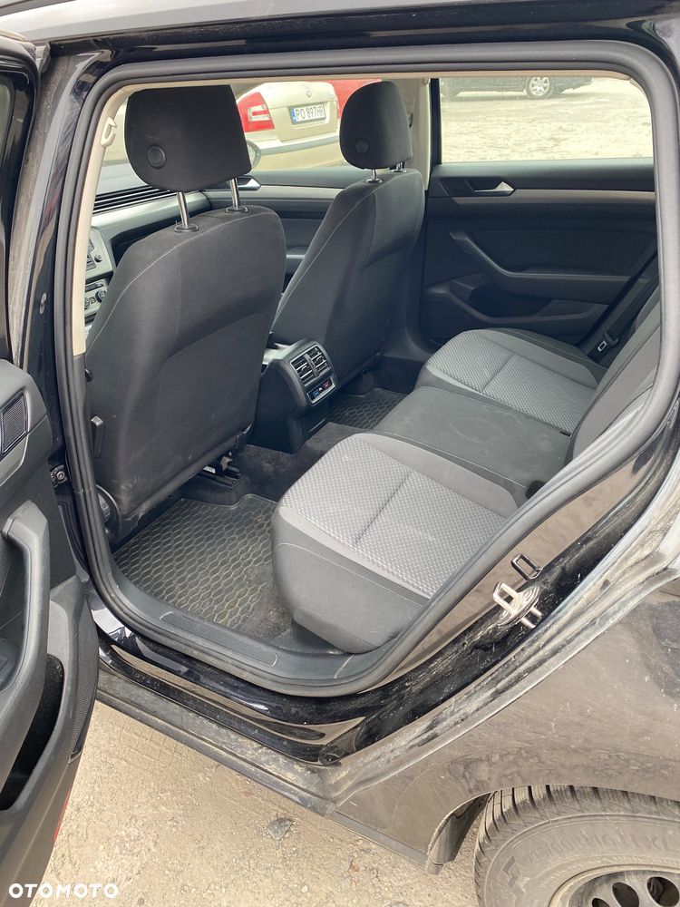 Volkswagen Passat - 7
