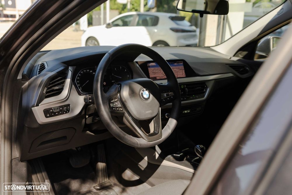 BMW 116 d Corporate Edition Auto - 10