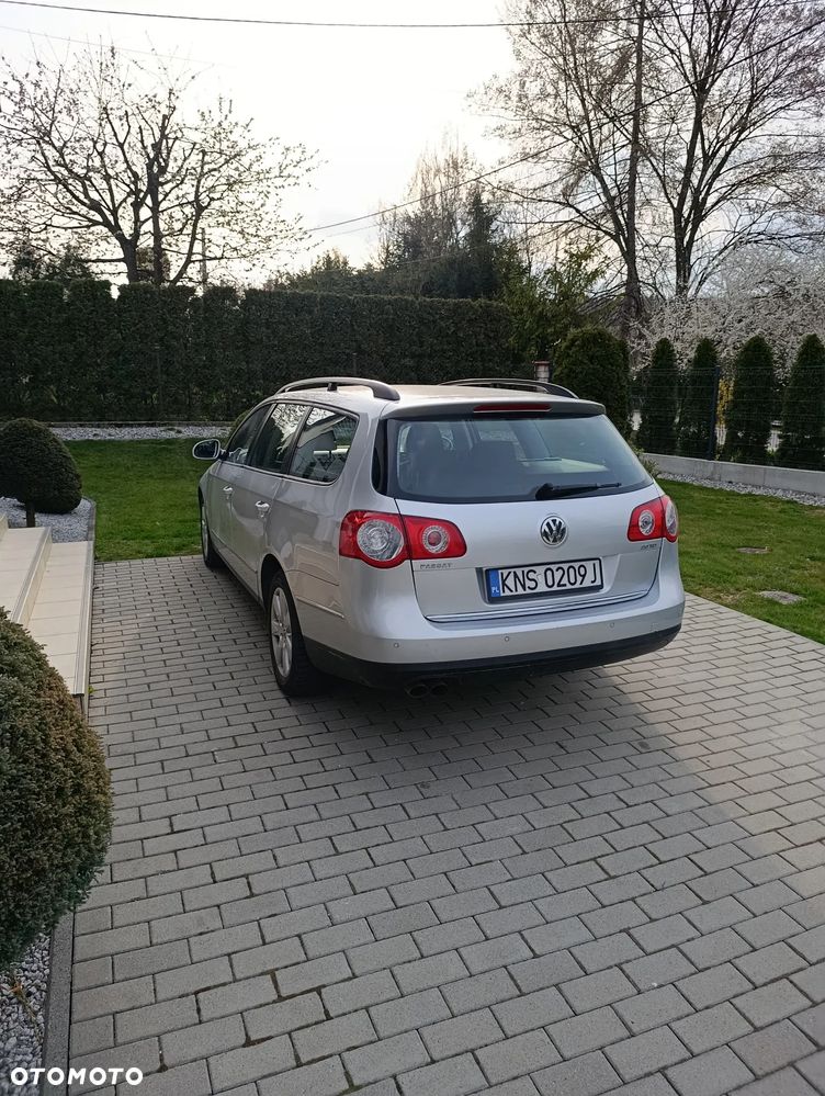 Volkswagen Passat 2.0 TDI Comfortline - 4