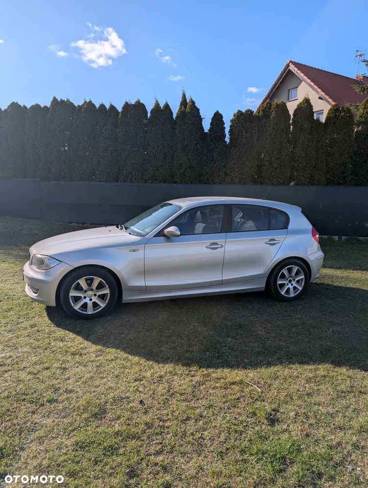 BMW Seria 1 - 2