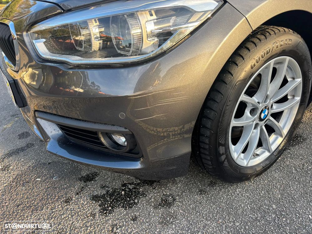 BMW 116 d Line Urban Auto - 13