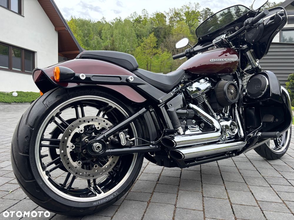 Harley-Davidson Softail Breakout - 2