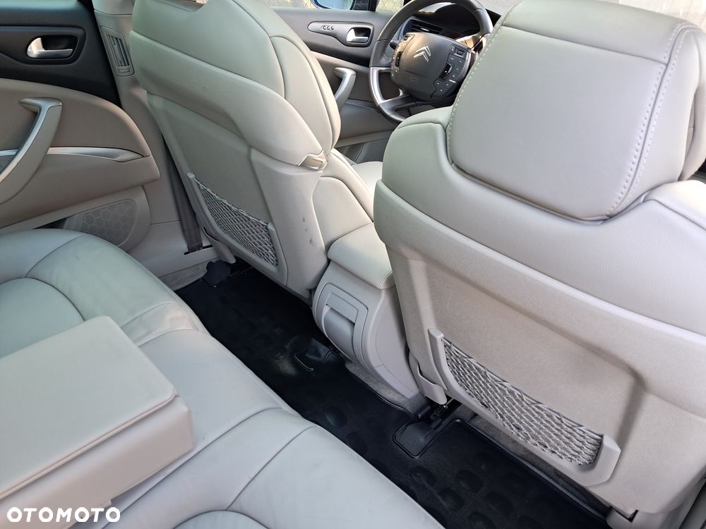 Citroën C5 Tourer HDi 165 FAP Exclusive - 19