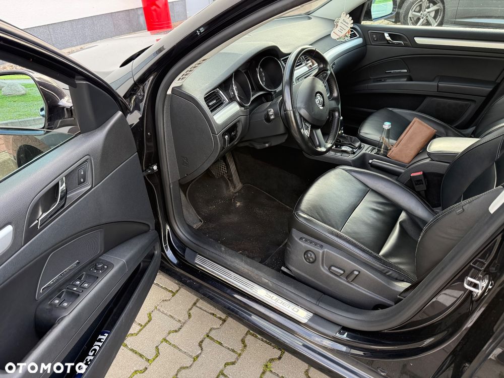 Skoda Superb 2.0 TDI Business DSG - 5