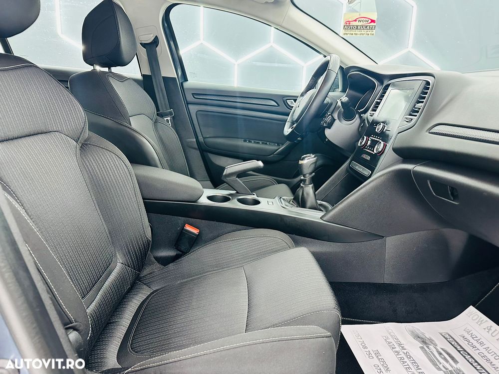 Renault Megane BLUE dCi 115 BUSINESS EDITION - 16