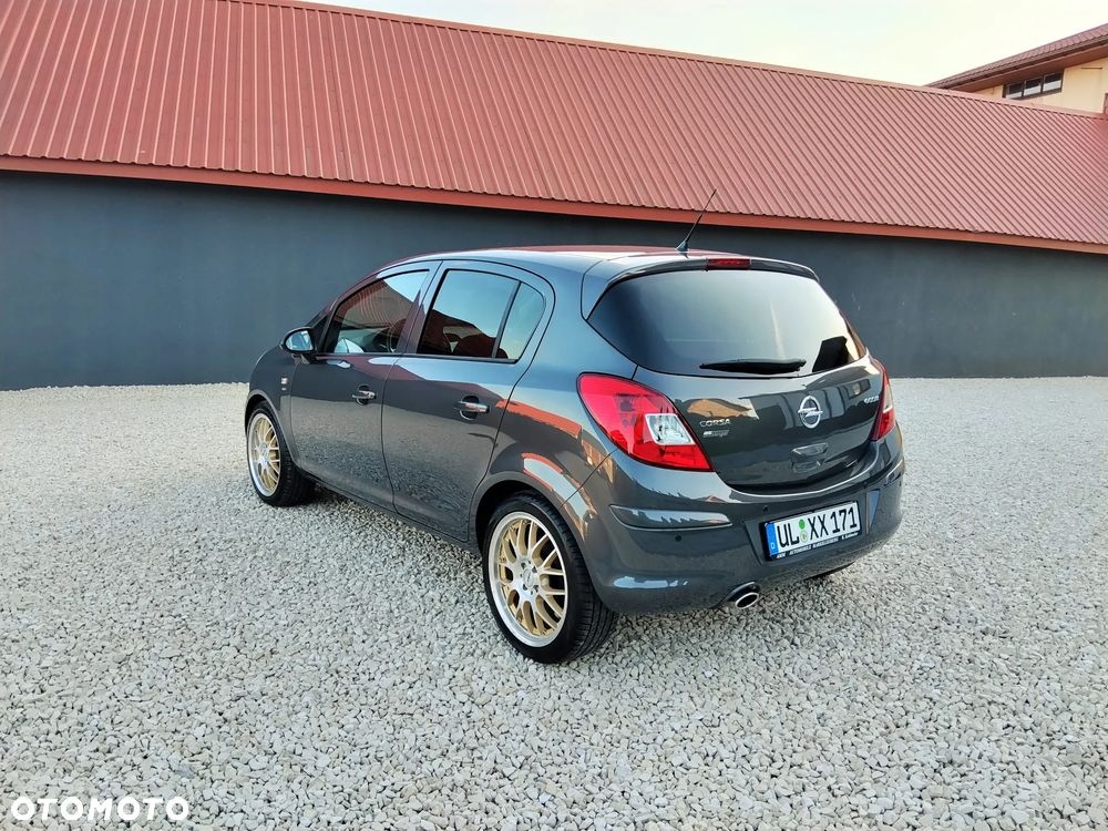 Opel Corsa - 32