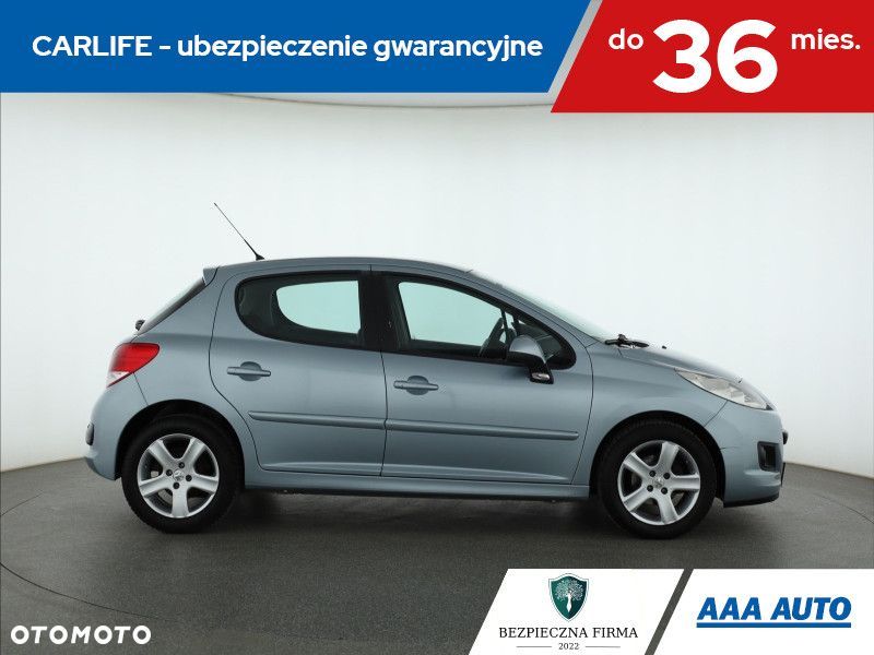 Peugeot 207 - 8