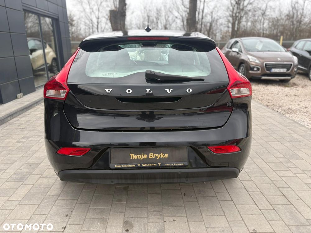 Volvo V40 D2 - 4