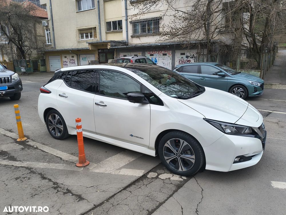 Nissan LEAF N-Connecta - 7