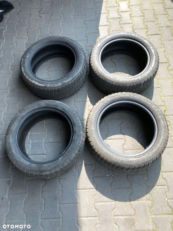 OPONA DUNLOP SP WINTER SPORT 4D RUN FLAT 225/50 R17 - 1