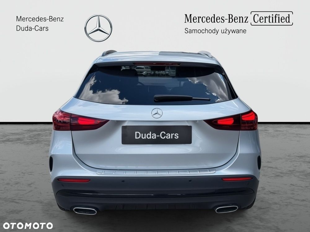 Mercedes-Benz GLA 200 AMG Line - 5