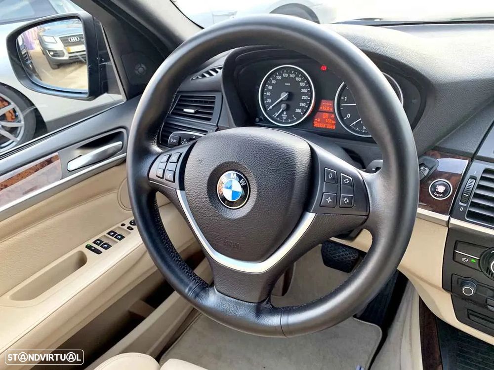 BMW X5 3.0 sd - 12
