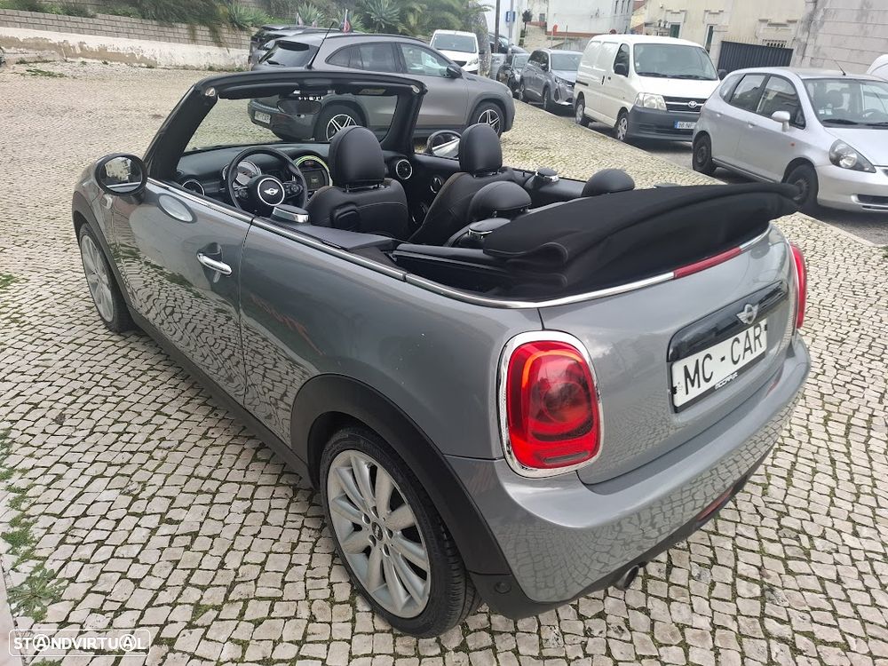 MINI Cabrio Cooper Essential - 4