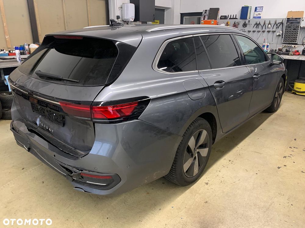 Volkswagen Passat 2.0 TDI EVO Elegance DSG - 11