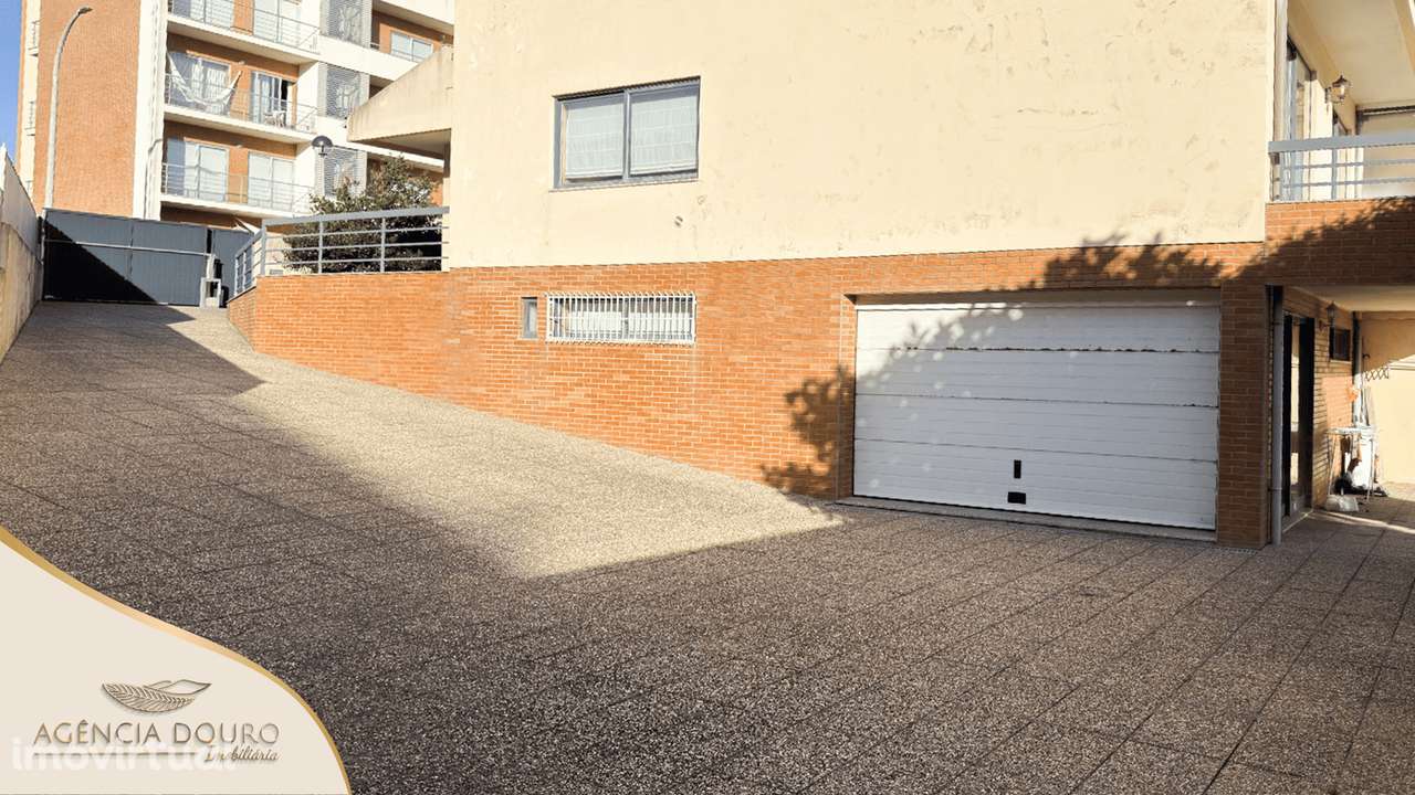 Moradia geminada T5 em Ovar - Grande imagem: 5/29