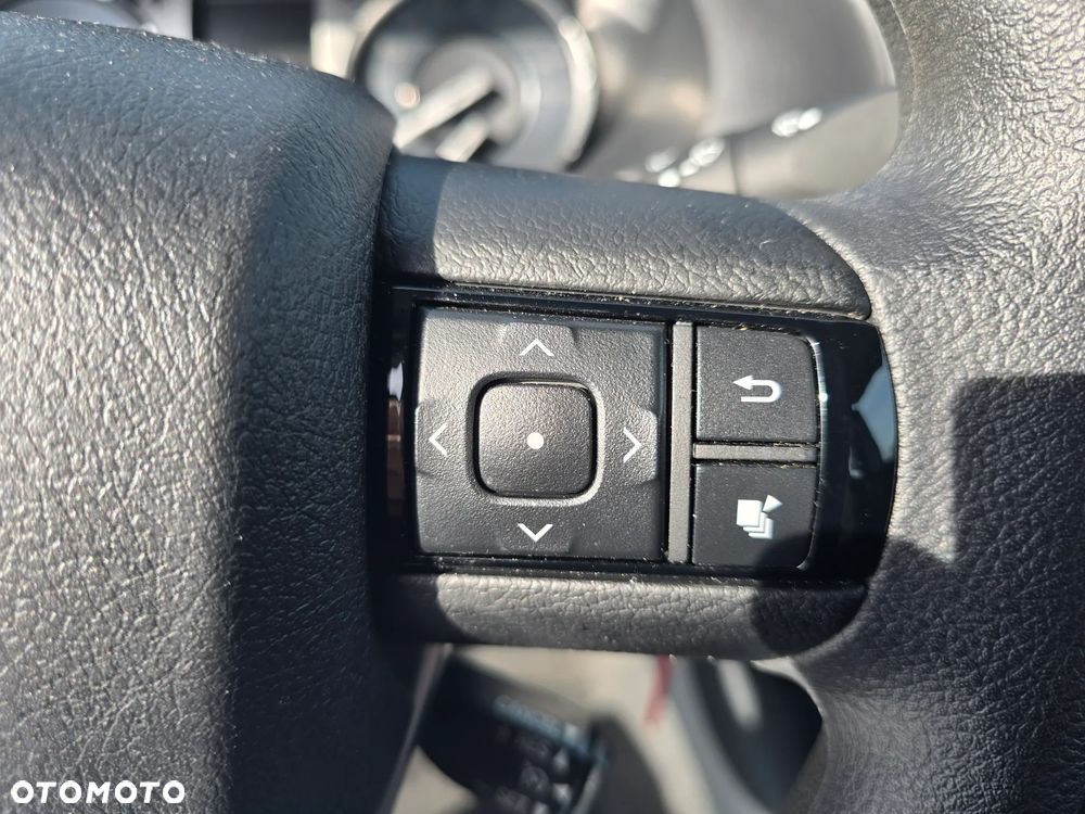 Toyota Hilux 2.4 D-4D Double Cab DL 4x4 - 32