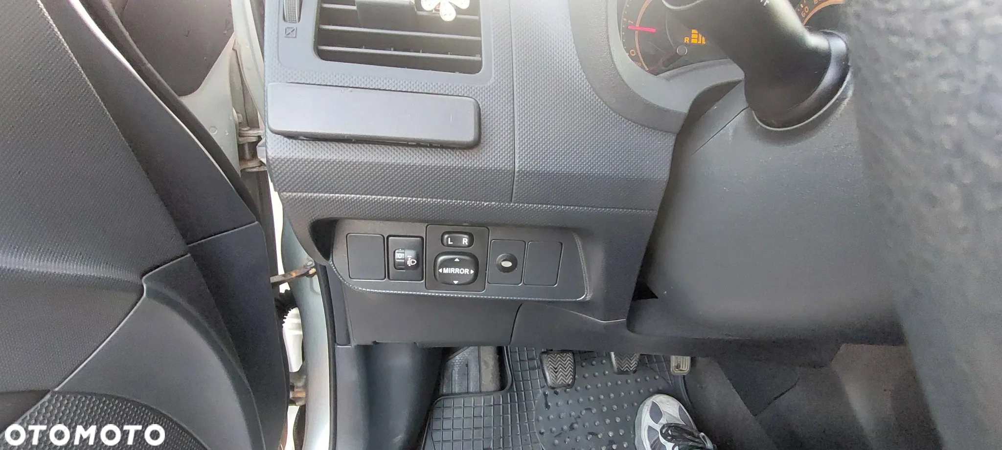 Toyota Auris 1.6 VVT-i Luna - 11