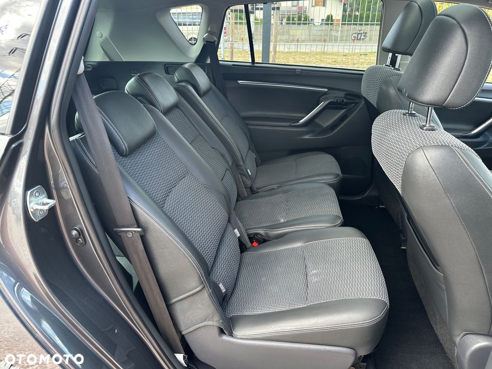 Toyota Verso 1.8 Prestige MS - 22