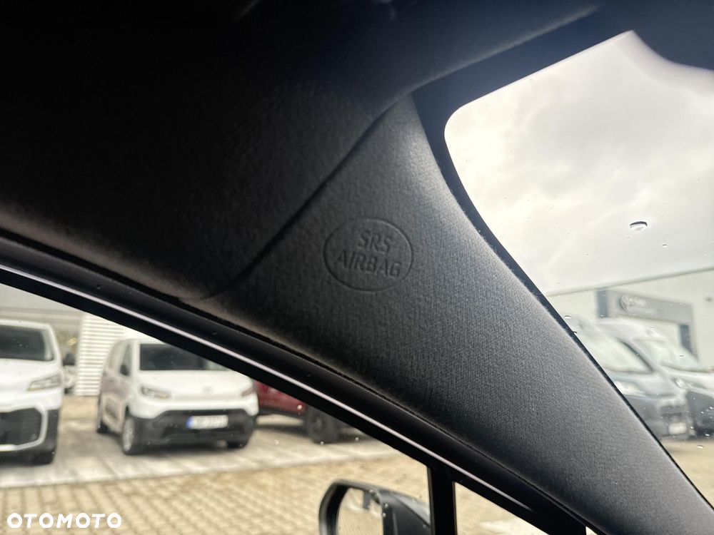 Toyota Corolla 1.8 Hybrid Comfort - 24